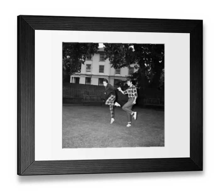 Framed Print : Liza Minnelli, the 17 year old daughter of Judy Garland Framed Print : Liza Minnelli, the 17 year old daughter of Judy Garland