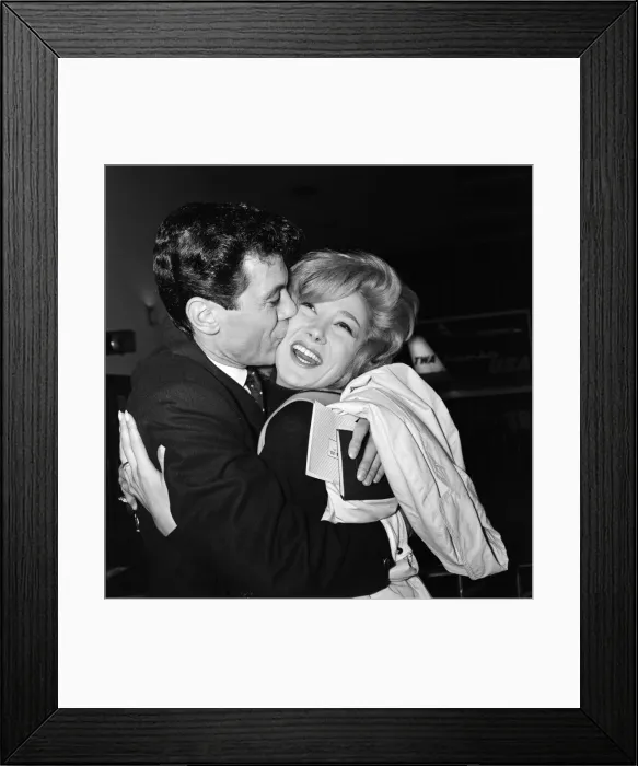 Framed Print : Lionel Blair left London Airport this morning to fly to Las Vegas