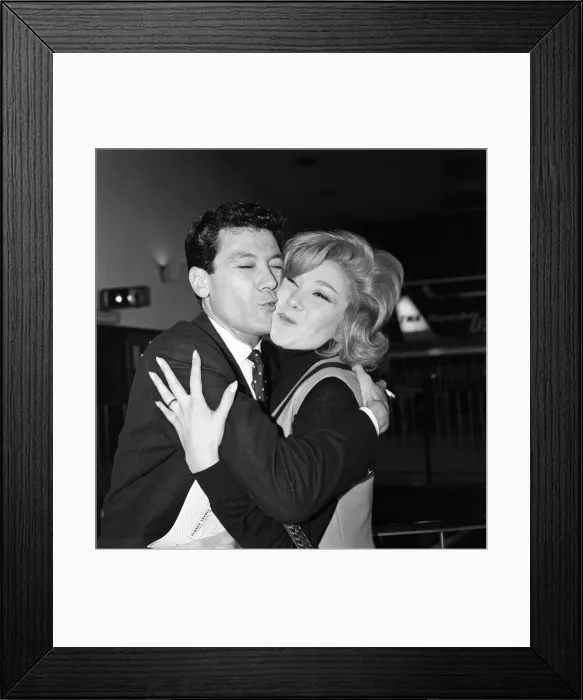 Framed Print : Lionel Blair left London Airport this morning to fly to Las Vegas Framed Print : Lionel Blair left London Airport this morning to fly to Las Vegas