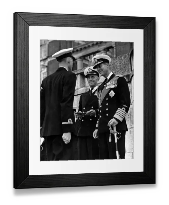 Framed Print : Prince Philip, Duke of Edinburgh presents the Queen Framed Print : Prince Philip, Duke of Edinburgh presents the Queen