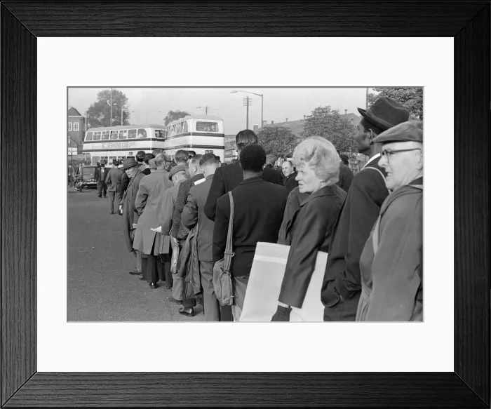 Framed Print : General scenes outside the BMC factory in Longbridge, Birmingham during the ongoing Framed Print : General scenes outside the BMC factory in Longbridge, Birmingham during the ongoing