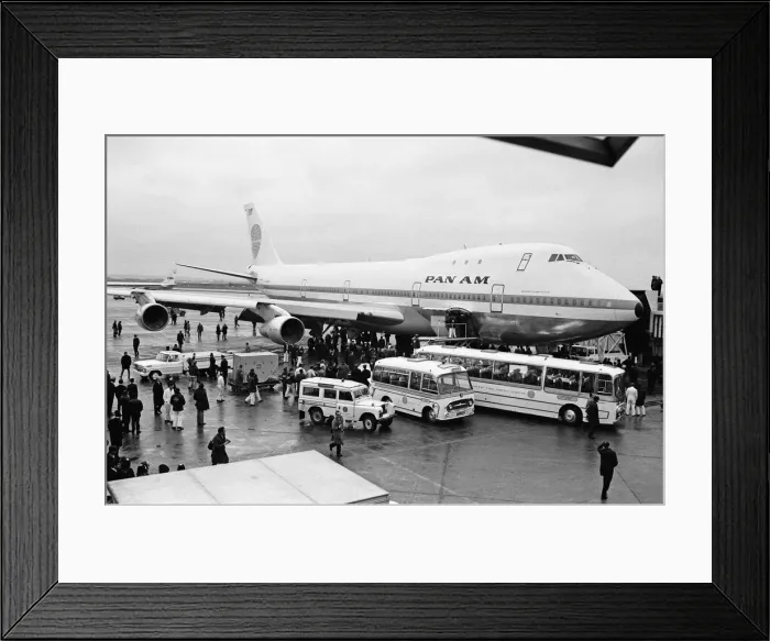 Framed Print : The 361 passenger Boeing 747 arrives at Heathrow Airport Framed Print : The 361 passenger Boeing 747 arrives at Heathrow Airport