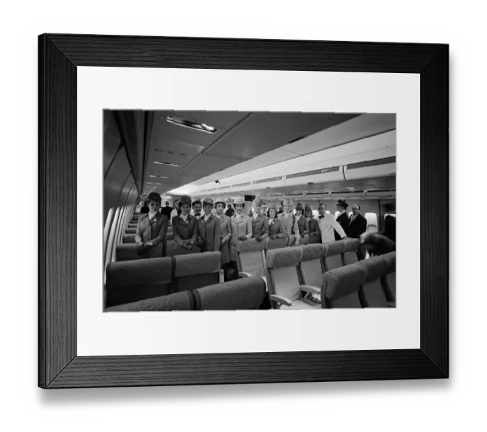 Framed Print : The 361 passenger Boeing 747 arrives at Heathrow Airport