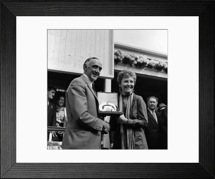 Framed Print : Lulu at Redcar races. 1973 Framed Print : Lulu at Redcar races. 1973