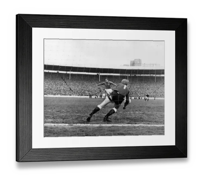 Framed Print : Rangers 0-0 Newcastle United, Inter-Cities Fairs Cup Semi Final, 1st Leg Framed Print : Rangers 0-0 Newcastle United, Inter-Cities Fairs Cup Semi Final, 1st Leg