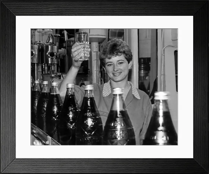 Framed Print : Lowcocks bottling plant, Middlesbrough. 6th January 1984