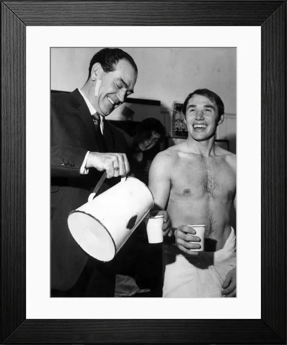 Framed Print : Newcastle United 2- 1 Real Zaragoza, Inter-Cities Fairs Cup 3rd round 2nd leg held at St Framed Print : Newcastle United 2- 1 Real Zaragoza, Inter-Cities Fairs Cup 3rd round 2nd leg held at St