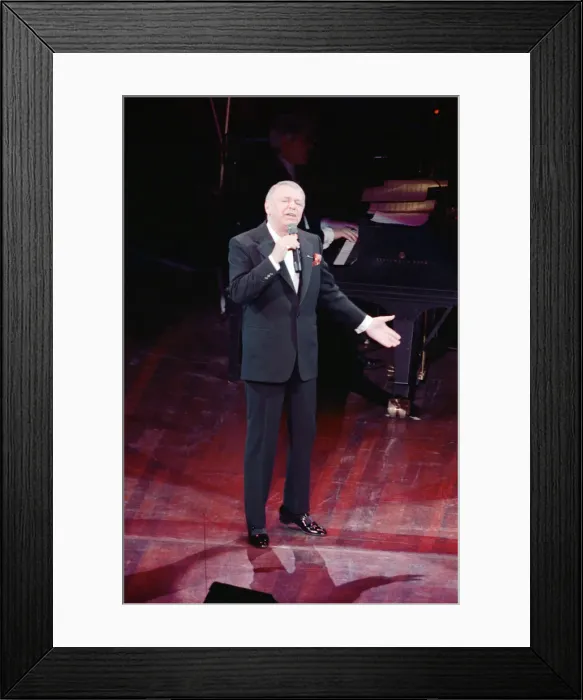 Framed Print : Frank Sinatra singer in concert. 21st April 1989 Framed Print : Frank Sinatra singer in concert. 21st April 1989