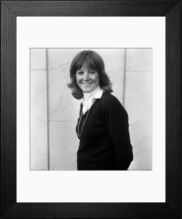 Framed Print : Daily Mirror journalist Anne Robinson. 21st September 1980 Framed Print : Daily Mirror journalist Anne Robinson. 21st September 1980