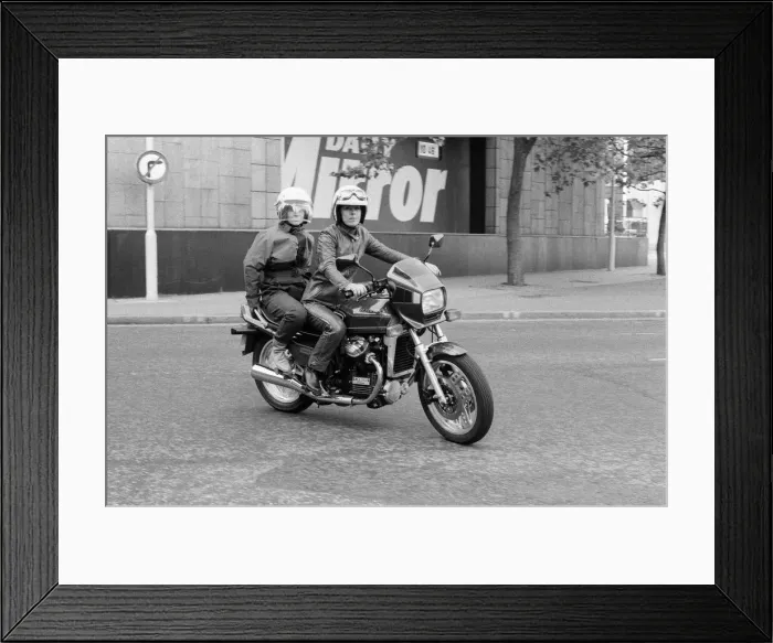 Framed Print : Daily Mirror Assistant Editor Anne Robinson goes biking Framed Print : Daily Mirror Assistant Editor Anne Robinson goes biking