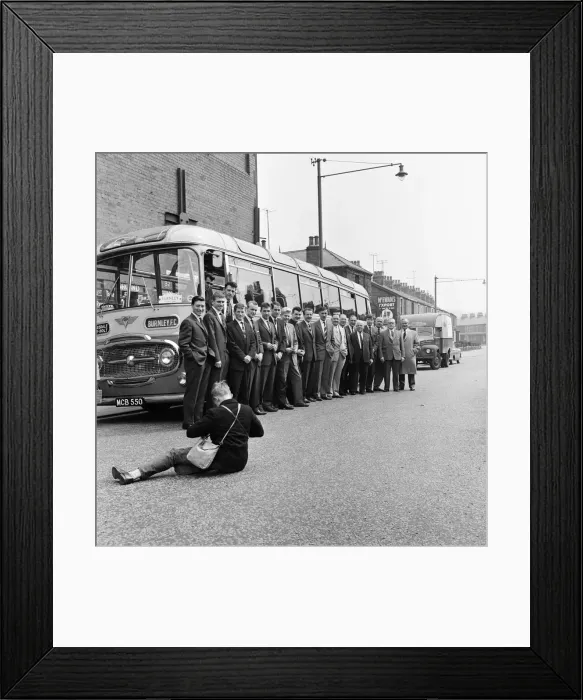 Framed Print : The Burnley football team left their home town by coach Framed Print : The Burnley football team left their home town by coach
