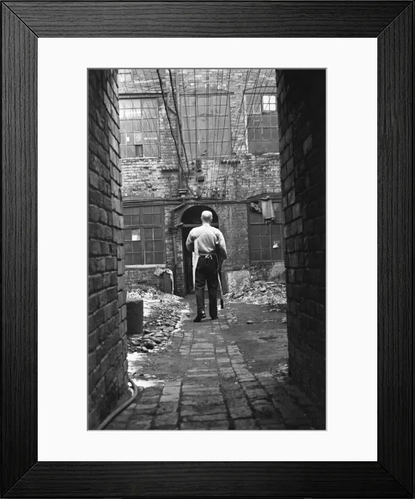 Framed Print : Gunsmith taking a shotgun to the Gun Barrel Proof House, Birminghams Gun Quarter Framed Print : Gunsmith taking a shotgun to the Gun Barrel Proof House, Birminghams Gun Quarter