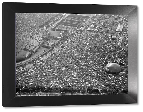 An aerial view of the 120, 000 pop fans massed together at Freshwater on the Isle of Wight
