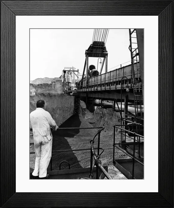 Framed Print : The bucket wheel reclaimer, the duel purpose machine in the coal storage area at Aberthaw