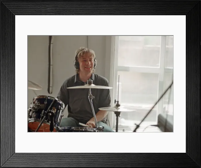 Framed Print : Jamie Oliver, television chef pictured in London in June 1999 Framed Print : Jamie Oliver, television chef pictured in London in June 1999
