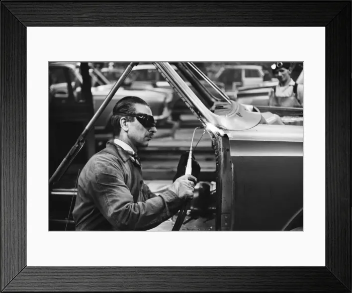 Framed Print : General scenes inside the Ford motor factory in Dagenham Framed Print : General scenes inside the Ford motor factory in Dagenham