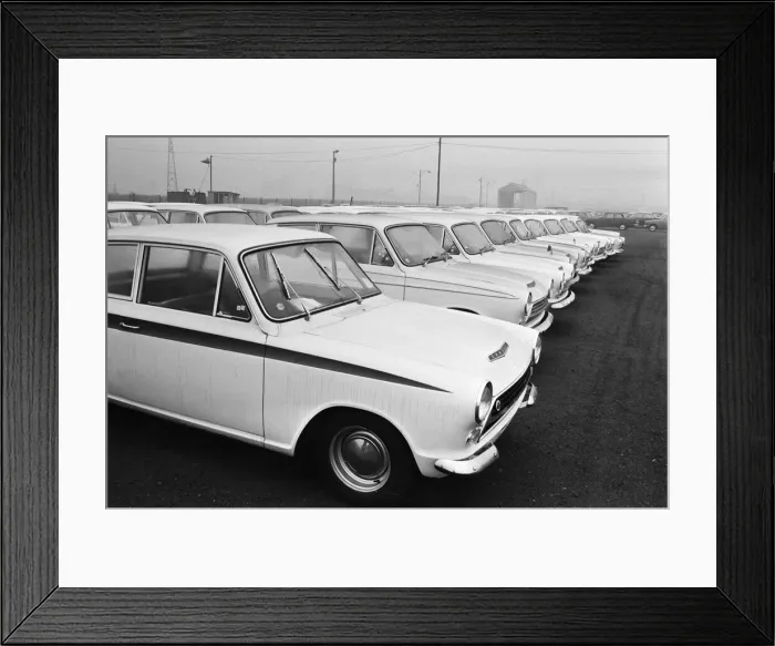Framed Print : Scenes at the Ford motor factory in Dagenham, Essex showing cars parked outside Framed Print : Scenes at the Ford motor factory in Dagenham, Essex showing cars parked outside