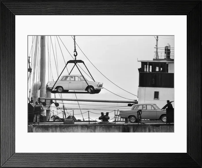 Framed Print : General scenes inside the Ford motor factory in Dagenham Framed Print : General scenes inside the Ford motor factory in Dagenham