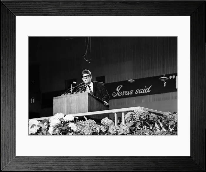 Framed Print : Cliff Richard attends the Billy Graham service at Earls Court. 16th June 1966 Framed Print : Cliff Richard attends the Billy Graham service at Earls Court. 16th June 1966