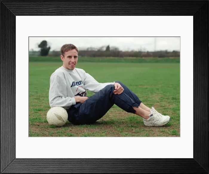 Framed Print : Gareth Southgate, footballer, pictured when he was a player at Aston Villa Framed Print : Gareth Southgate, footballer, pictured when he was a player at Aston Villa