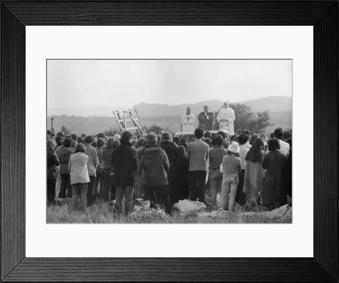 Framed Print : Morning service at the pop festival on the Isle of Wight Framed Print : Morning service at the pop festival on the Isle of Wight