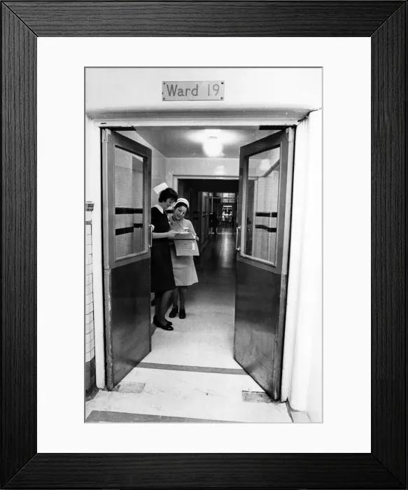 Framed Print : Royal Victoria Infirmary Hospital, Newcastle. Sister Marion McLean (left Framed Print : Royal Victoria Infirmary Hospital, Newcastle. Sister Marion McLean (left
