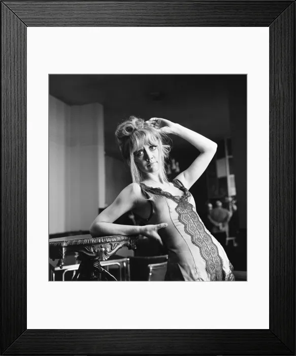 Framed Print : Amanda Barrie, British Actress and Comedian, Monday 5th March 1973 Framed Print : Amanda Barrie, British Actress and Comedian, Monday 5th March 1973
