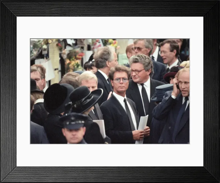 Framed Print : Cliff Richard pictured at the funeral of Diana, Princess of Wales Framed Print : Cliff Richard pictured at the funeral of Diana, Princess of Wales