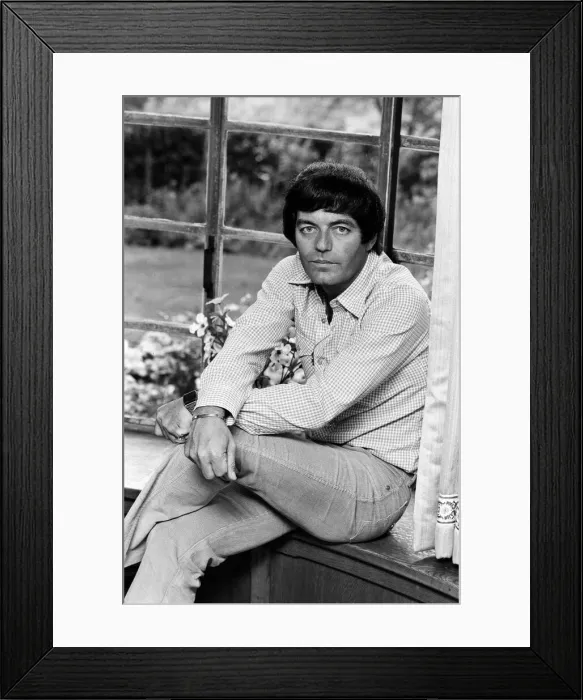 Framed Print : BBC DJ Tony Blackburn at his home in Cookham Dean, Berkshire Framed Print : BBC DJ Tony Blackburn at his home in Cookham Dean, Berkshire
