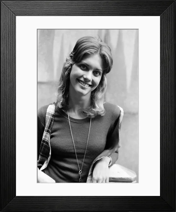 Framed Print : Olivia Newton-John, who is appearing in The Cliff Richard Show Framed Print : Olivia Newton-John, who is appearing in The Cliff Richard Show