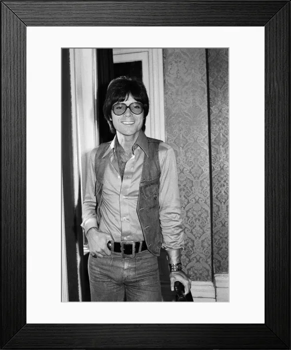 Framed Print : Cliff Richard at his managers office in London. 26th September 1975 Framed Print : Cliff Richard at his managers office in London. 26th September 1975