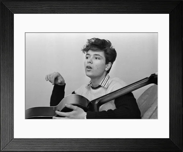 Framed Print : Portrait of rock and roll singer Cliff Richard. 3rd January 1959 Framed Print : Portrait of rock and roll singer Cliff Richard. 3rd January 1959