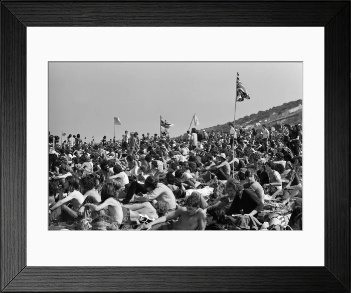 Framed Print : Isle of Wight pop festival. 29th August 1970 Framed Print : Isle of Wight pop festival. 29th August 1970