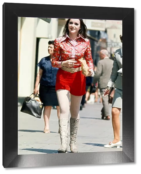Lynne Hilson walking down Kings Road, Chelsea, London. June 1970