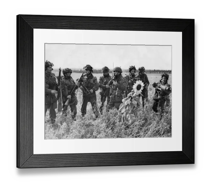 Framed Print : Operation Market Garden 17th - 25th September 1944 British glider troops seen here