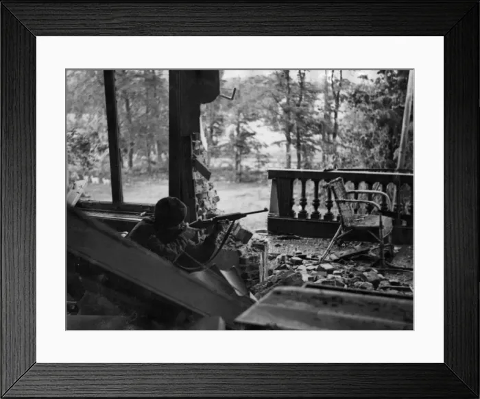 Framed Print : Operation Market Garden 17th - 25th September 1944 A British paratrooper on guard Framed Print : Operation Market Garden 17th - 25th September 1944 A British paratrooper on guard