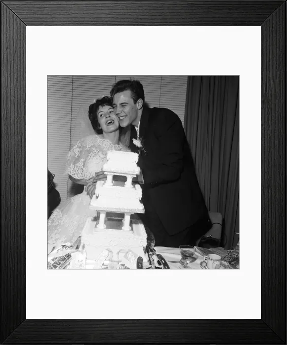 Framed Print : The wedding of Marty Wilde and Joyce Baker, held at Christ Church in Greenwich