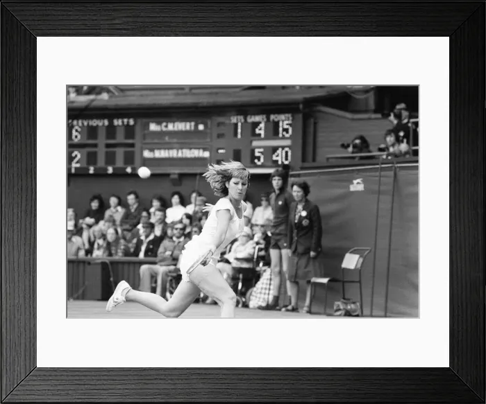 Framed Print : 1978 Ladies Singles Final, Wimbledon, Chris Evert v Martina Navratilova