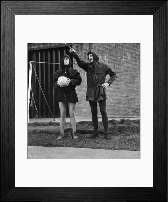 Framed Print : Football players Geoff Hurst (left) of West Ham, and John Jackson (right Framed Print : Football players Geoff Hurst (left) of West Ham, and John Jackson (right