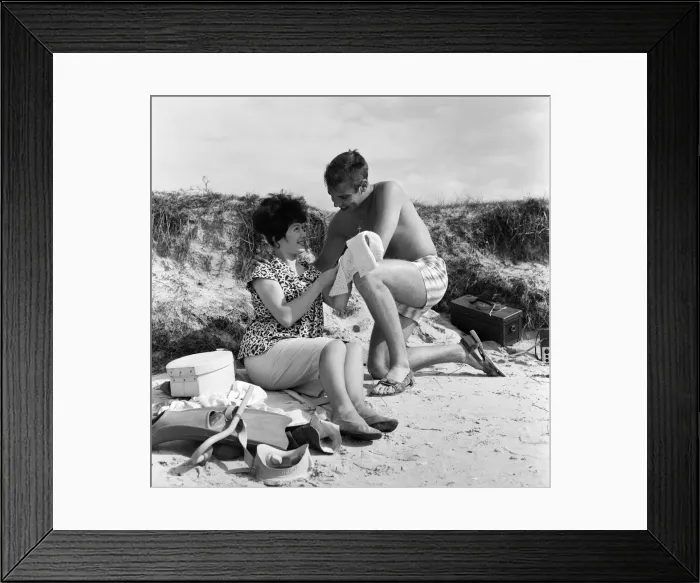 Framed Print : Pop singer Marty Wilde and his 19-year-old wife Joyce on the beach at Shell Bay, Dorset Framed Print : Pop singer Marty Wilde and his 19-year-old wife Joyce on the beach at Shell Bay, Dorset