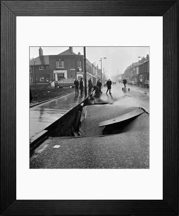 Framed Print : On the main road from Manchester to Rochdale, forty feet of the road disappeared