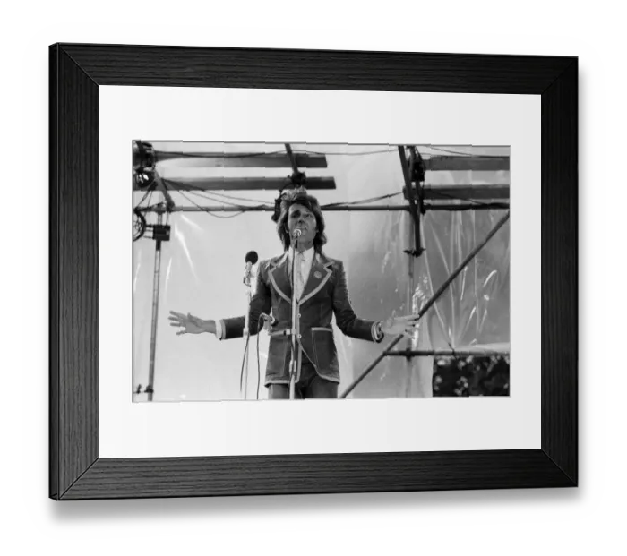 Framed Print : Cliff Richard performing at the Jesus Festival in Hyde Park, London. 1st September 1972