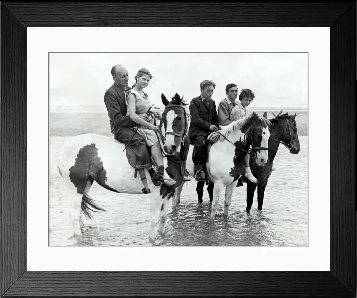 Framed Print : Special Supplement on Weather - Old Pictures Of Heatwaves in North Wales Framed Print : Special Supplement on Weather - Old Pictures Of Heatwaves in North Wales