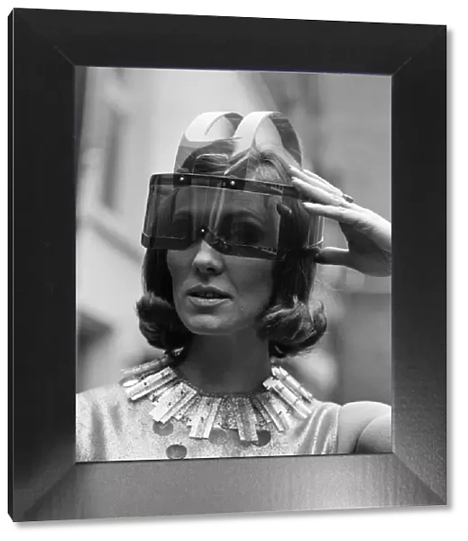What will sunglasses look in 2000 AD? This was the question which Polaroid put to two