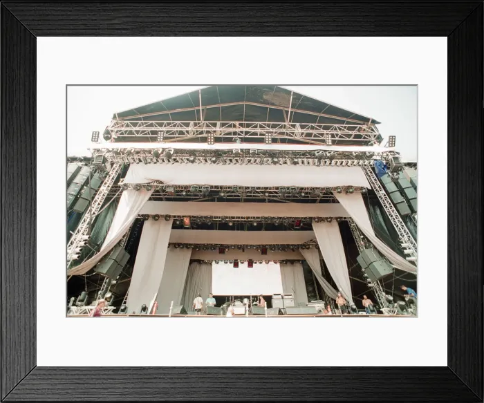 Framed Print : Stereophonics, news press conference ahead of concert at Morfa Stadium in Swansea
