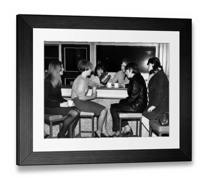 Framed Print : Usage fee £75 per image. How brave eight-year-old girl
