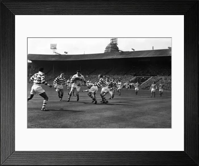 Framed Print : St Helens 13-2 Halifax, Rugby League Challenge Cup Final match, Wembley Stadium, London Framed Print : St Helens 13-2 Halifax, Rugby League Challenge Cup Final match, Wembley Stadium, London