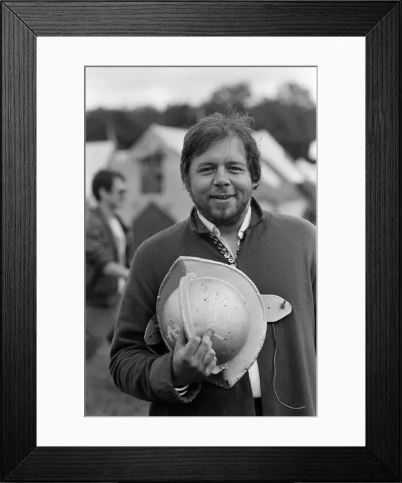 Framed Print : The Sealed Knot Society re-enactment of the Battle of Edgehill at Kineton, Warwickshire Framed Print : The Sealed Knot Society re-enactment of the Battle of Edgehill at Kineton, Warwickshire