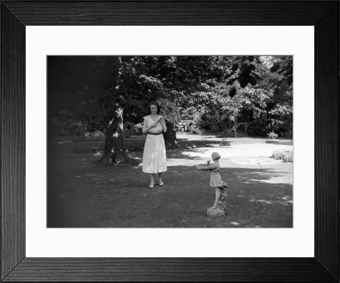 Framed Print : Elsa MacFarlane photographed at Walton 1932 Framed Print : Elsa MacFarlane photographed at Walton 1932