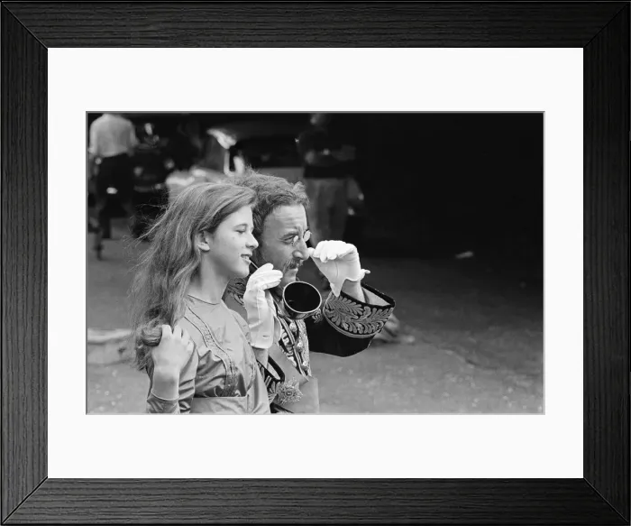 Framed Print : Alice in Wonderland, made for television and broadcast 28th December 1966 Framed Print : Alice in Wonderland, made for television and broadcast 28th December 1966